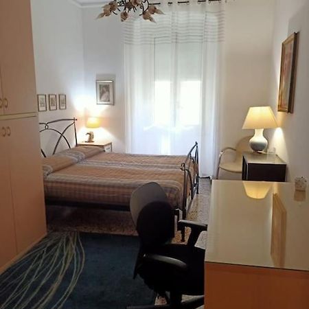 Appartamento Zona Centro Foce Genua Exteriör bild